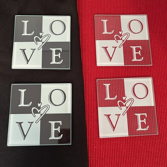 NWOT 4 glass LOVE coasters - Picture 4 of 5
